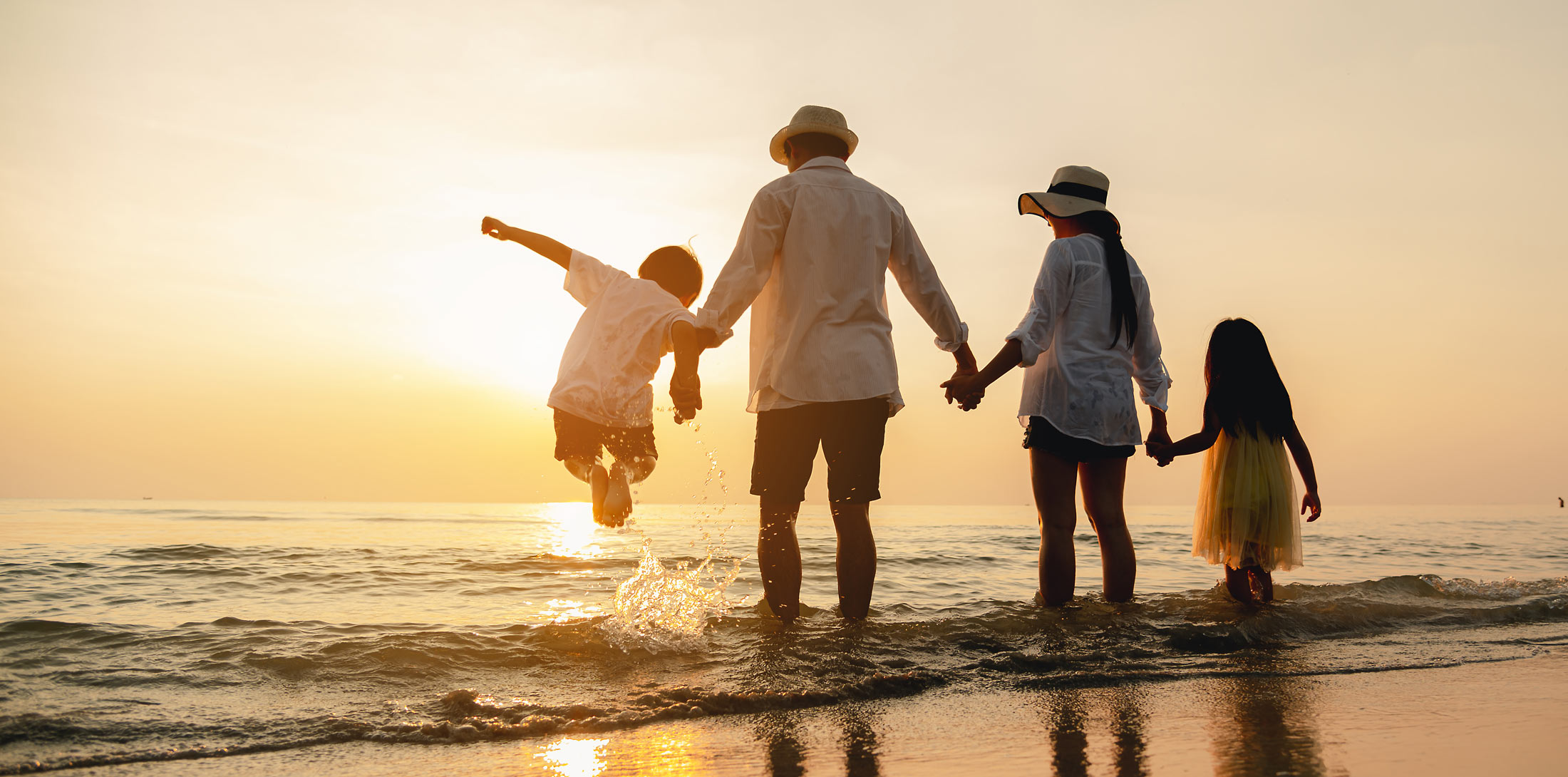 Family 2200X1090